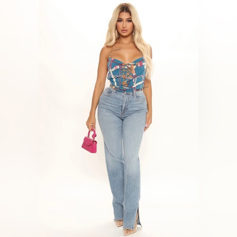 Fashion Nova plus size She Attracts High Status
Chain Top - Teal/combo